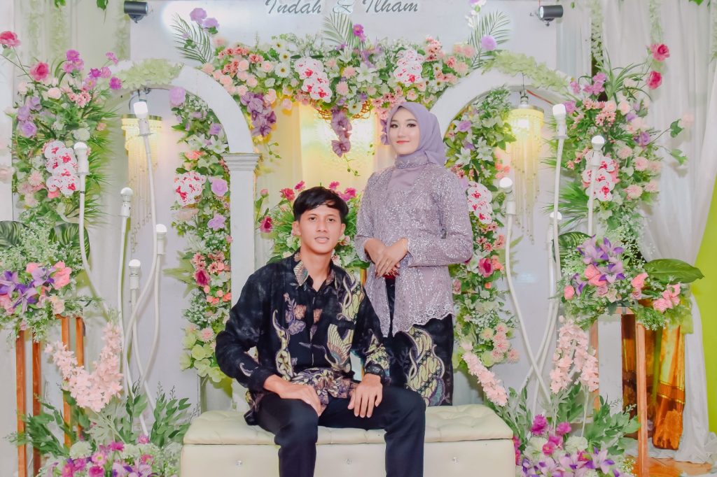 Indah Dan Ilham
